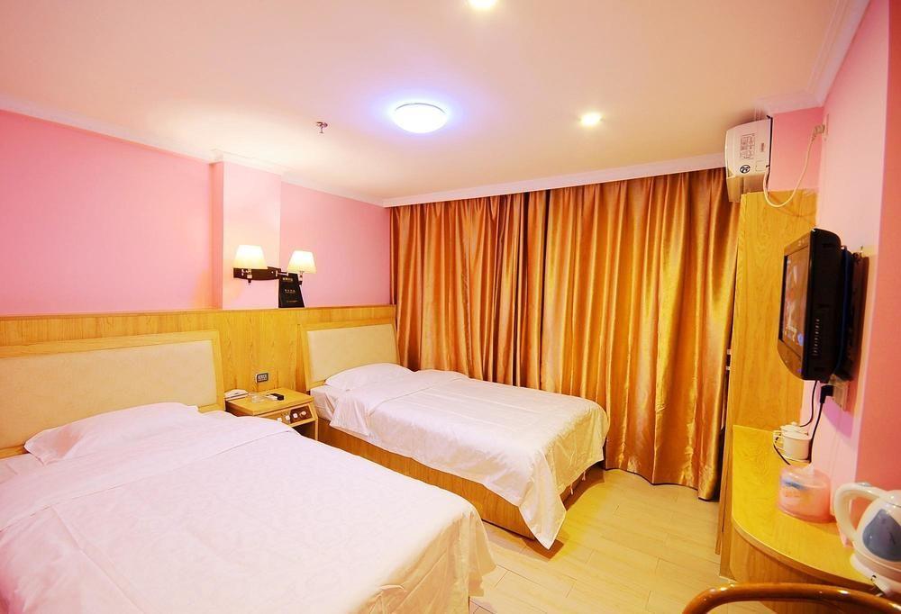 Longxiang Hotel Guangzhou Buitenkant foto